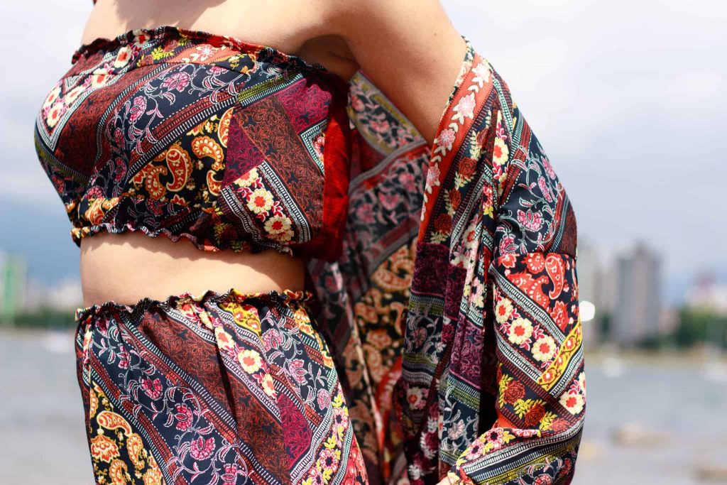 Close up Two Piece | Patterned Bandeau | Buy Black | Tilda Kimono