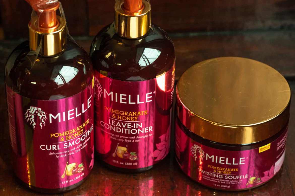 Mielle Pomegranate and Honey Review for Natural Hair | Leave in, Curl Smoothie, Twisting Soufflé.