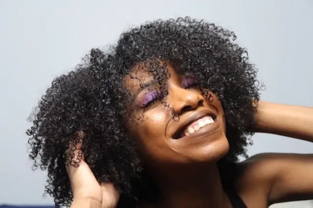 Zermarla the curl expert is an black Canadian Natural Hair content creator/influencer.