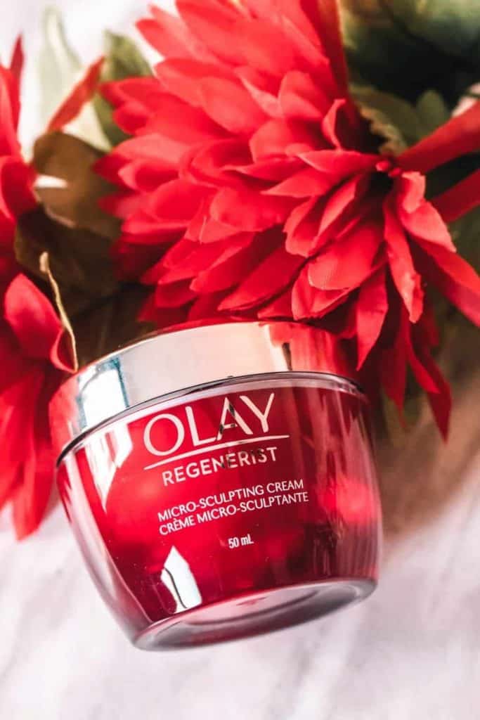 Olay Regenerist Multi-Sculpting Cream in Red Jar contains anti-aging peptides